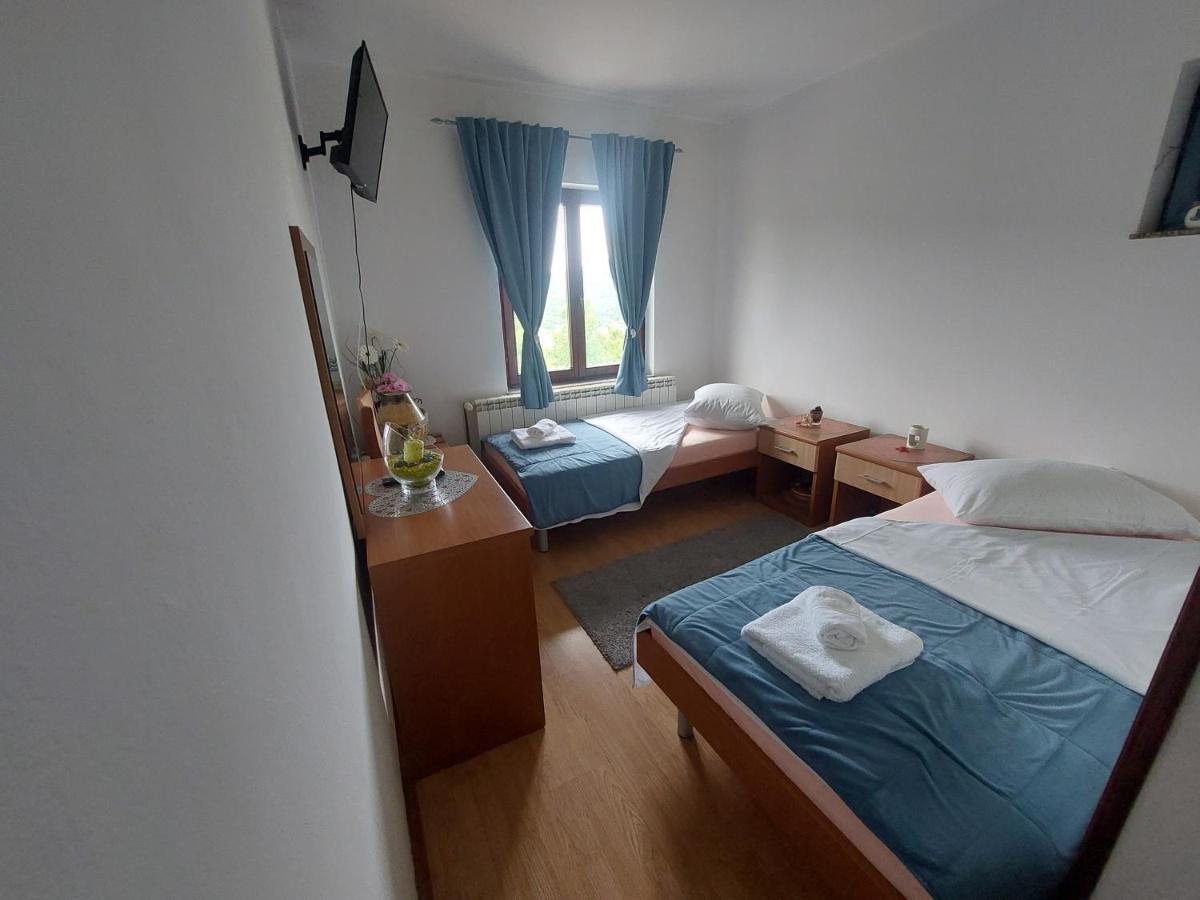 Rooms Putnik เซนญ์ ภายนอก รูปภาพ